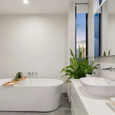Wall-Hung Commode